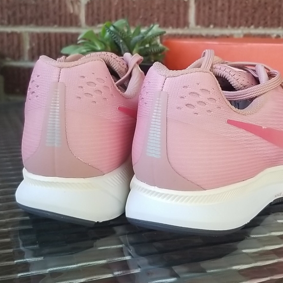 Nike Air Zoom Pegasus 34 Running Wide Width Pink - Picture 5 of 10